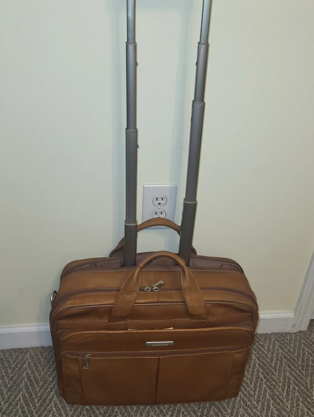 Murano Tan Leather Laptop Briefcase with Front Pockets. Wheeled.